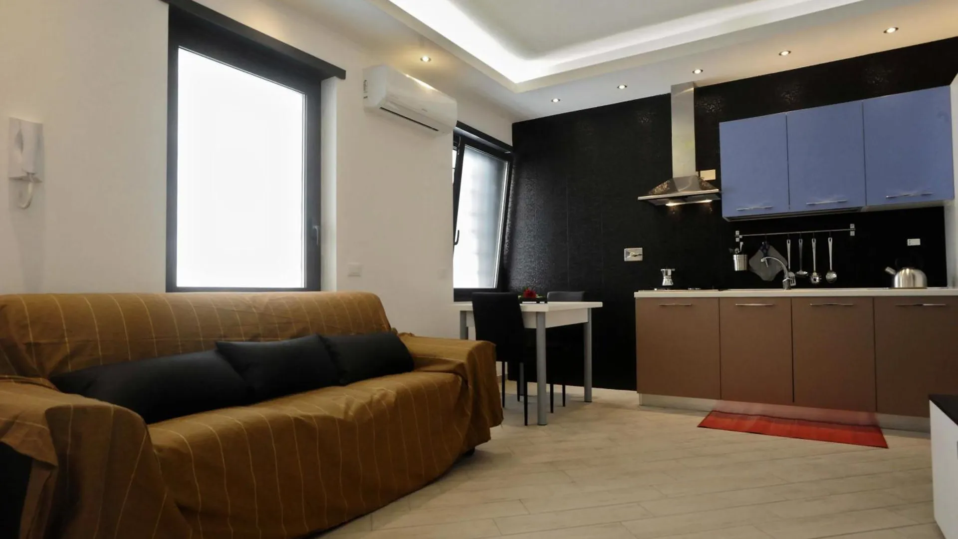 Kings Of Rome Apartments 0*,  Włochy
