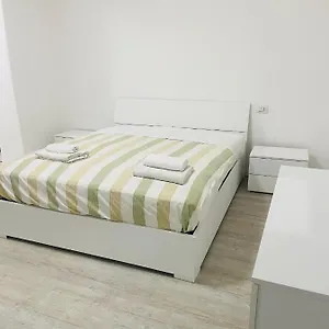https://living-city-center.taorminaitalyhotels.com