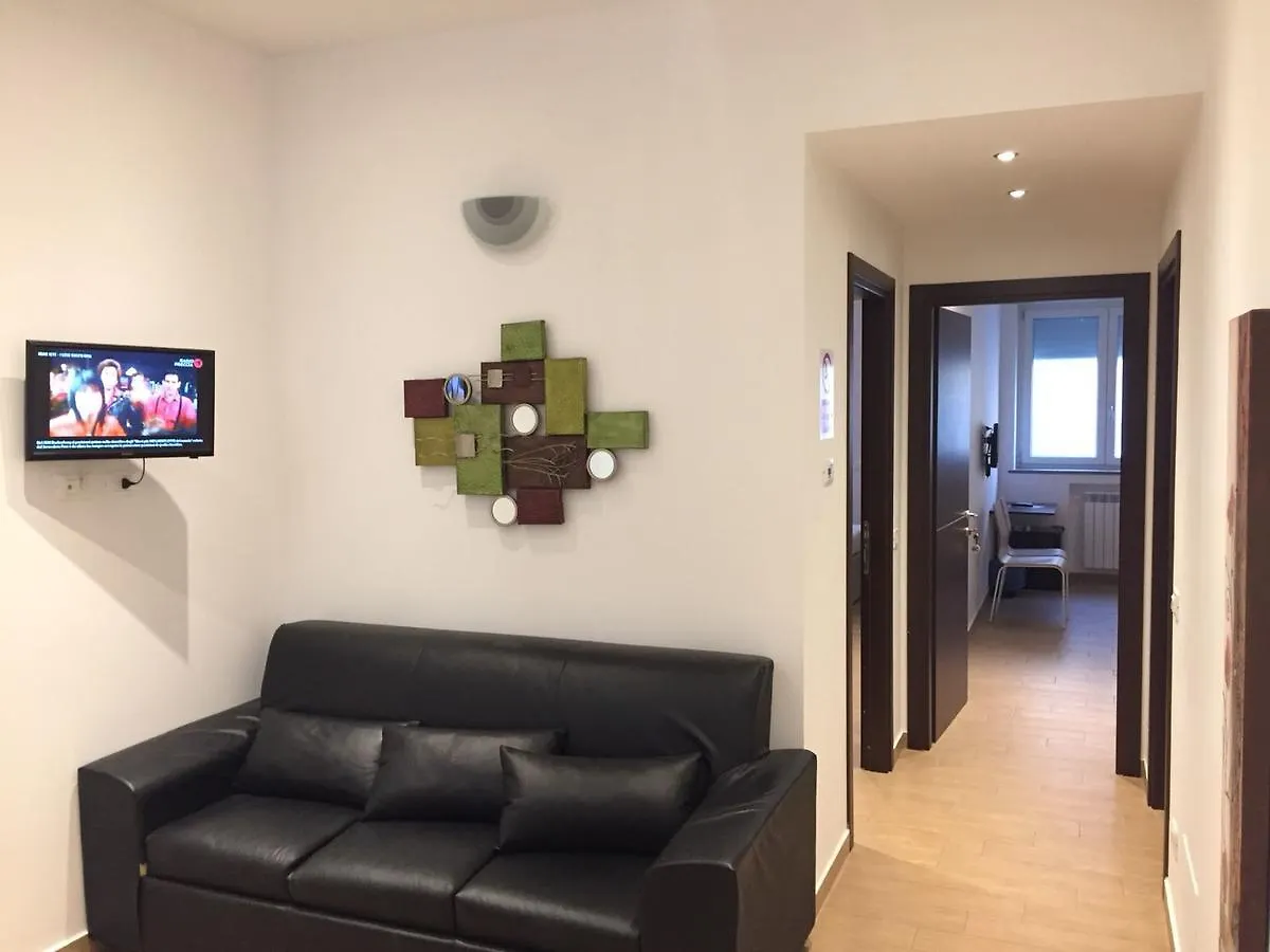 Kings Of Rome Apartments